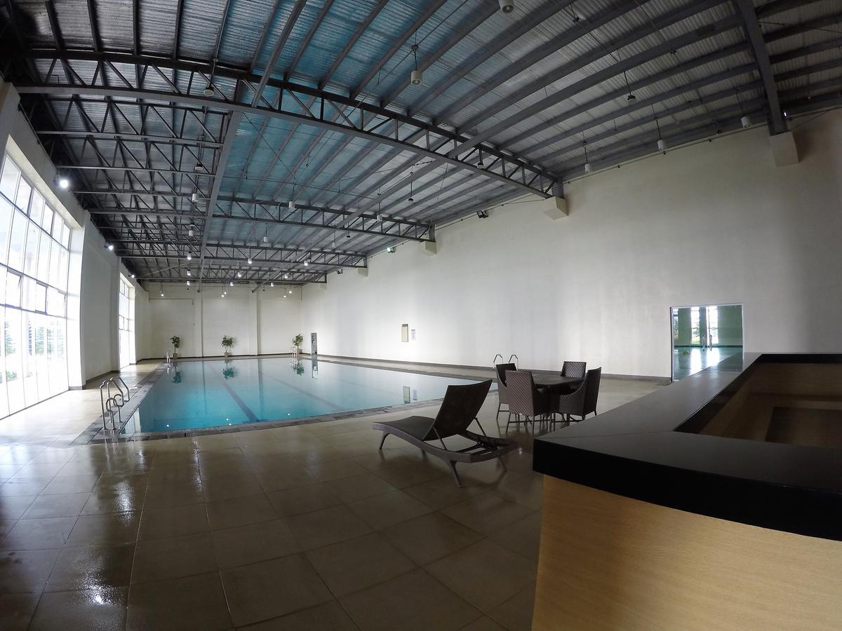 Wind Residence Condo - Tagaytay By Jaderooms Tagaytay City Exterior photo